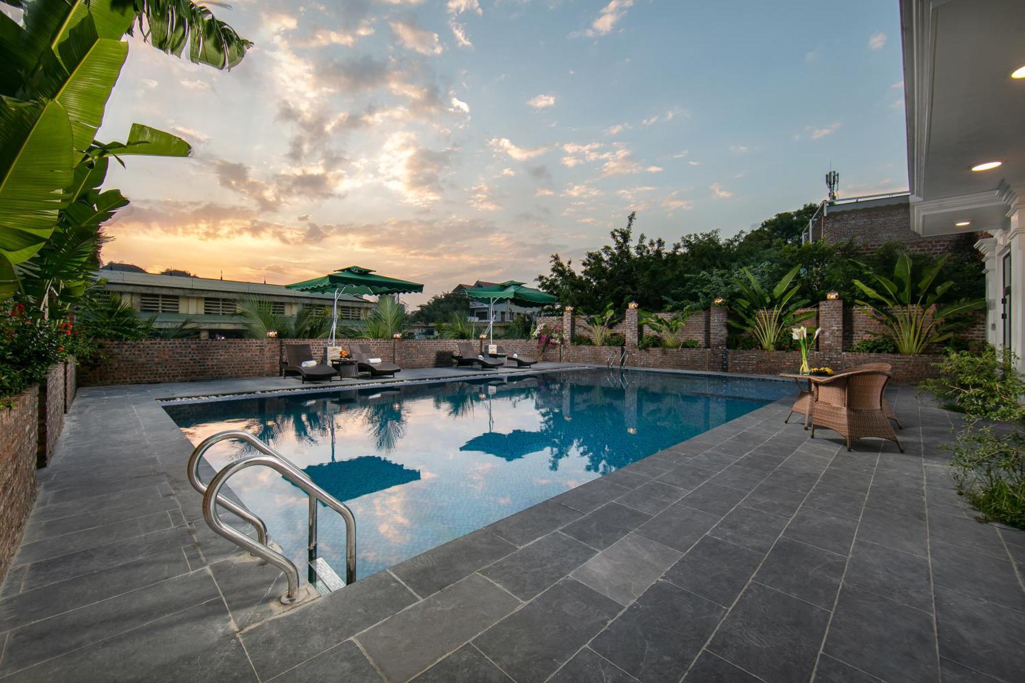 Nam Hoa Hotel Ninh Binh Exterior foto